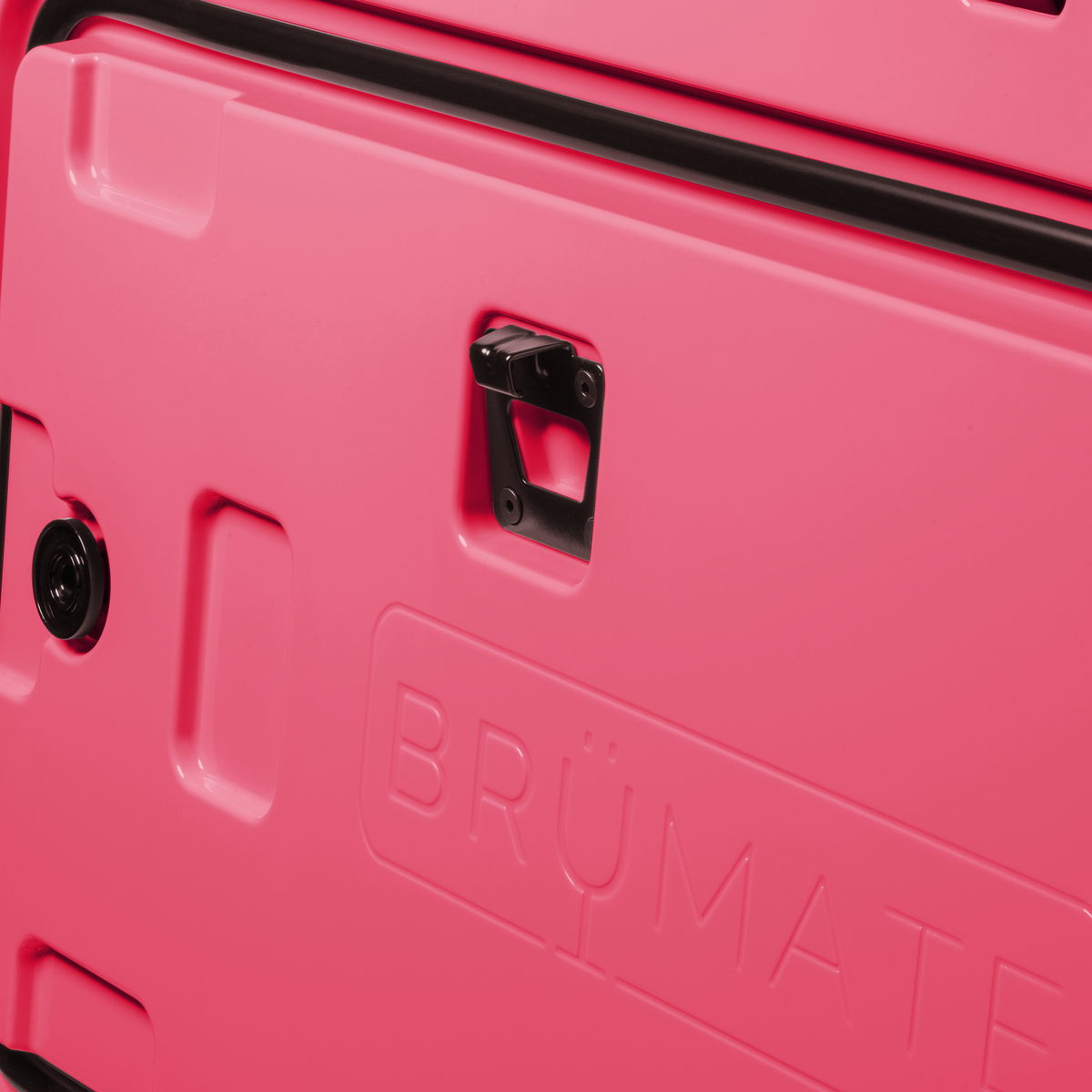 brutank-m9 brutank-55qt-neonpink-bottle-opener.png